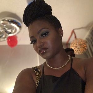 Meet your Posher, Viola